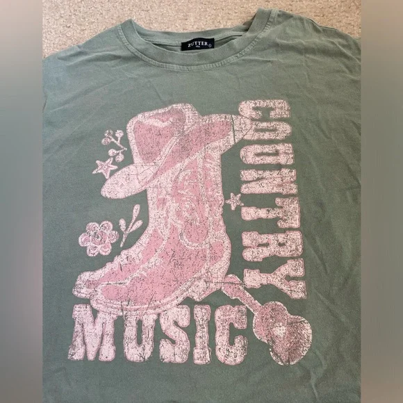 Long Sleeve Cropped Country Music Graphic Tee - Picture 2 of 5